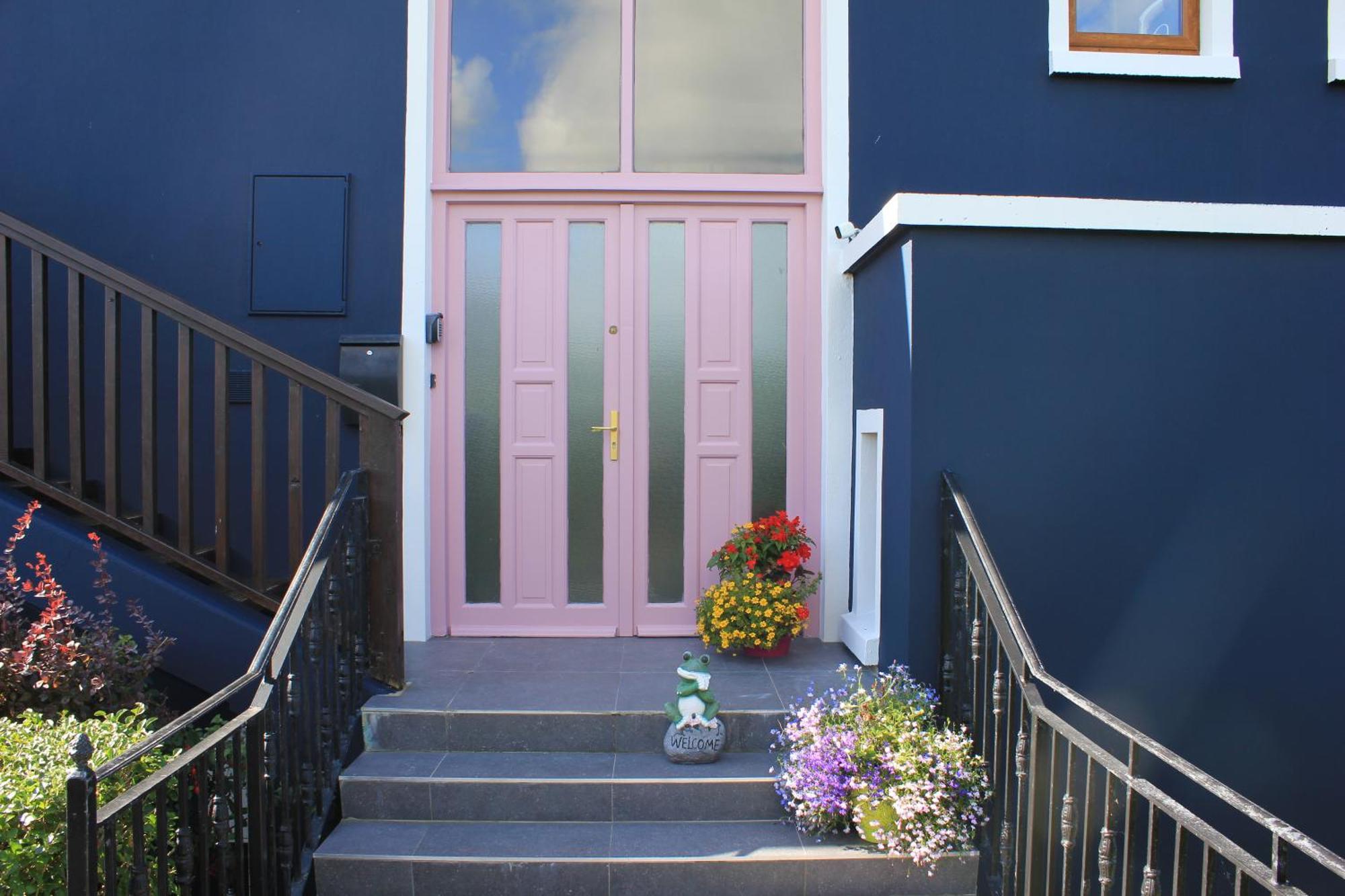 Riverbank Rooms Doolin Exterior foto